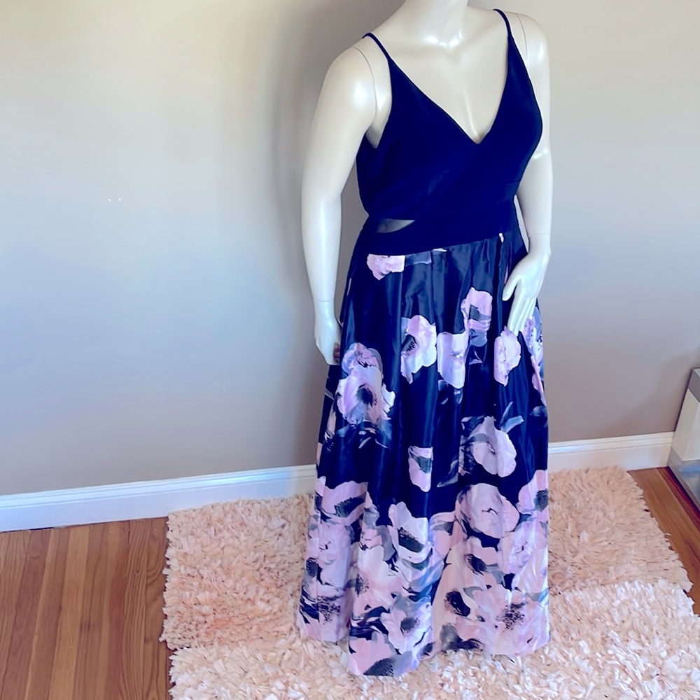 NWT David’s Bridal gown